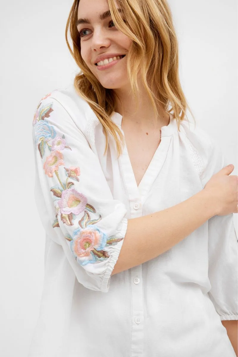 Annsofie, embroidery shirt | Pastel Parchment | Skjorte fra Gustav