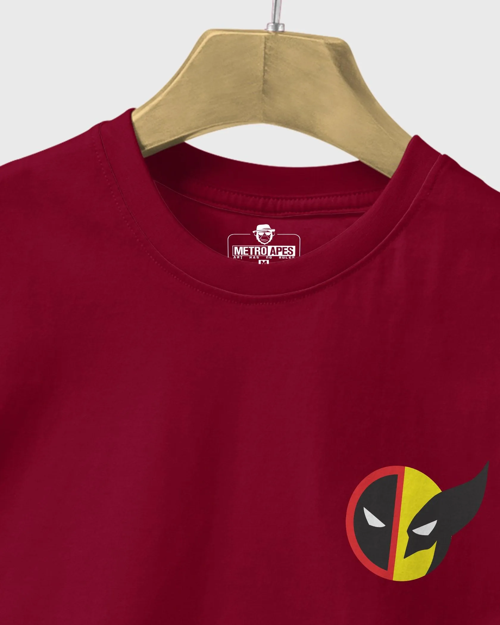 Mens Regular Tshirt Movies & Series Deep Pool Vs Wolverine