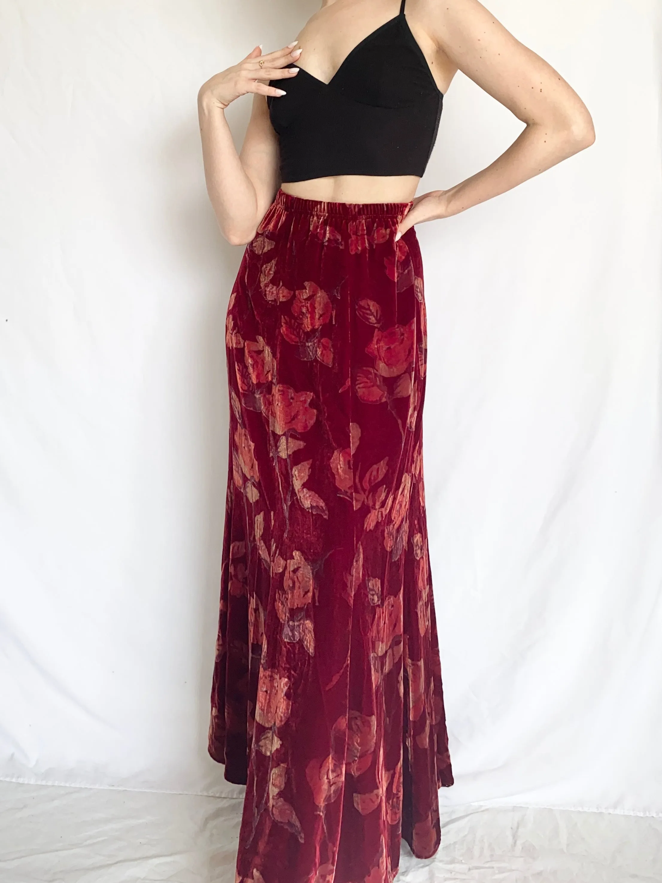 Red Velvet 90s Silk Rose Skirt (8)
